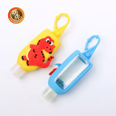 Soem Mini Plastic Sanitizer Bottle PCR-Winkel- des Leistungshebelsreise-Größen-Handdesinfizierer-Flasche mit Silikon-Halter