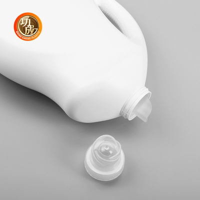 Kindersichere Flasche mit Schraubkappe für Waschmittel 500 ml für den Lufttransport